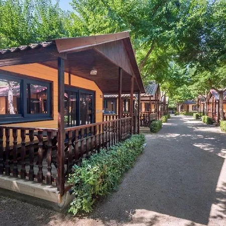 Well Kept With Veranda In *
